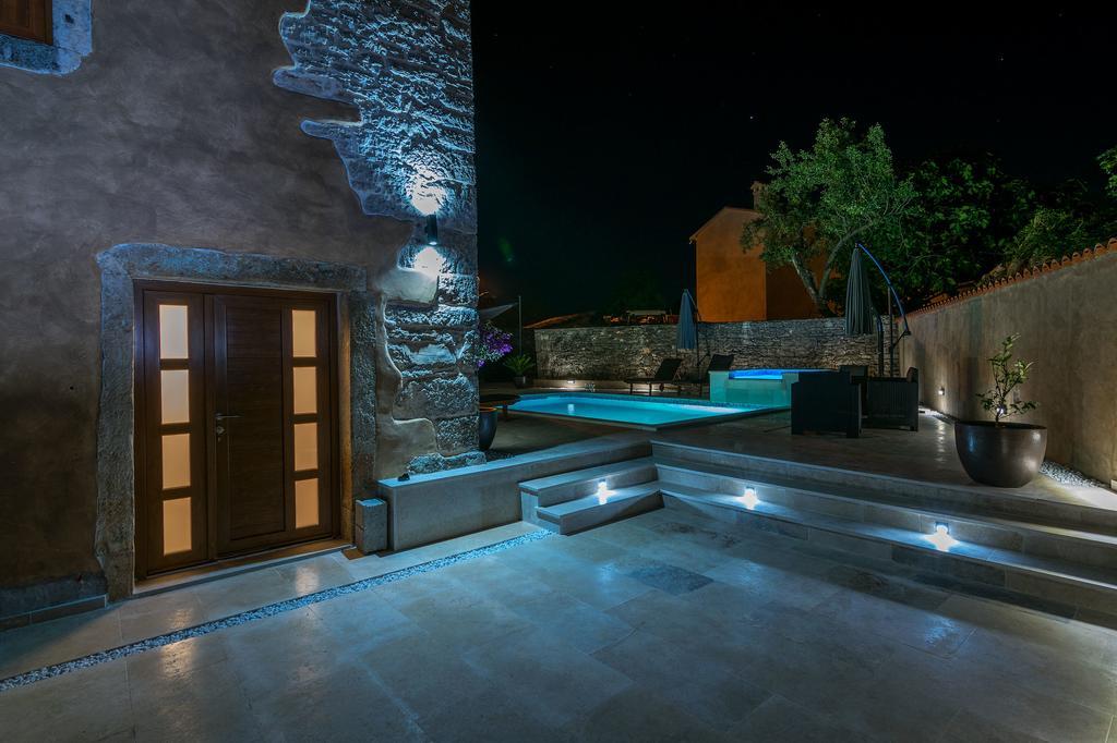 Villa Sagri - Heated Pool Zagrici Exterior photo